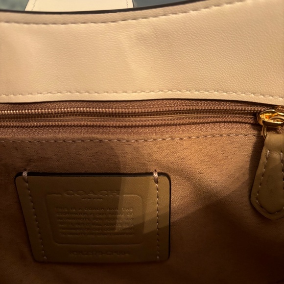 Coach Eliza Bag - Picture 13 of 14